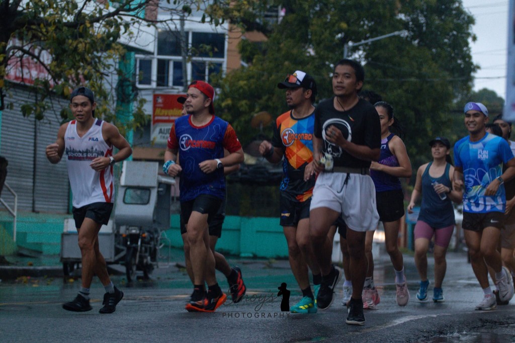 Homecoming community run for Jae and Jyro